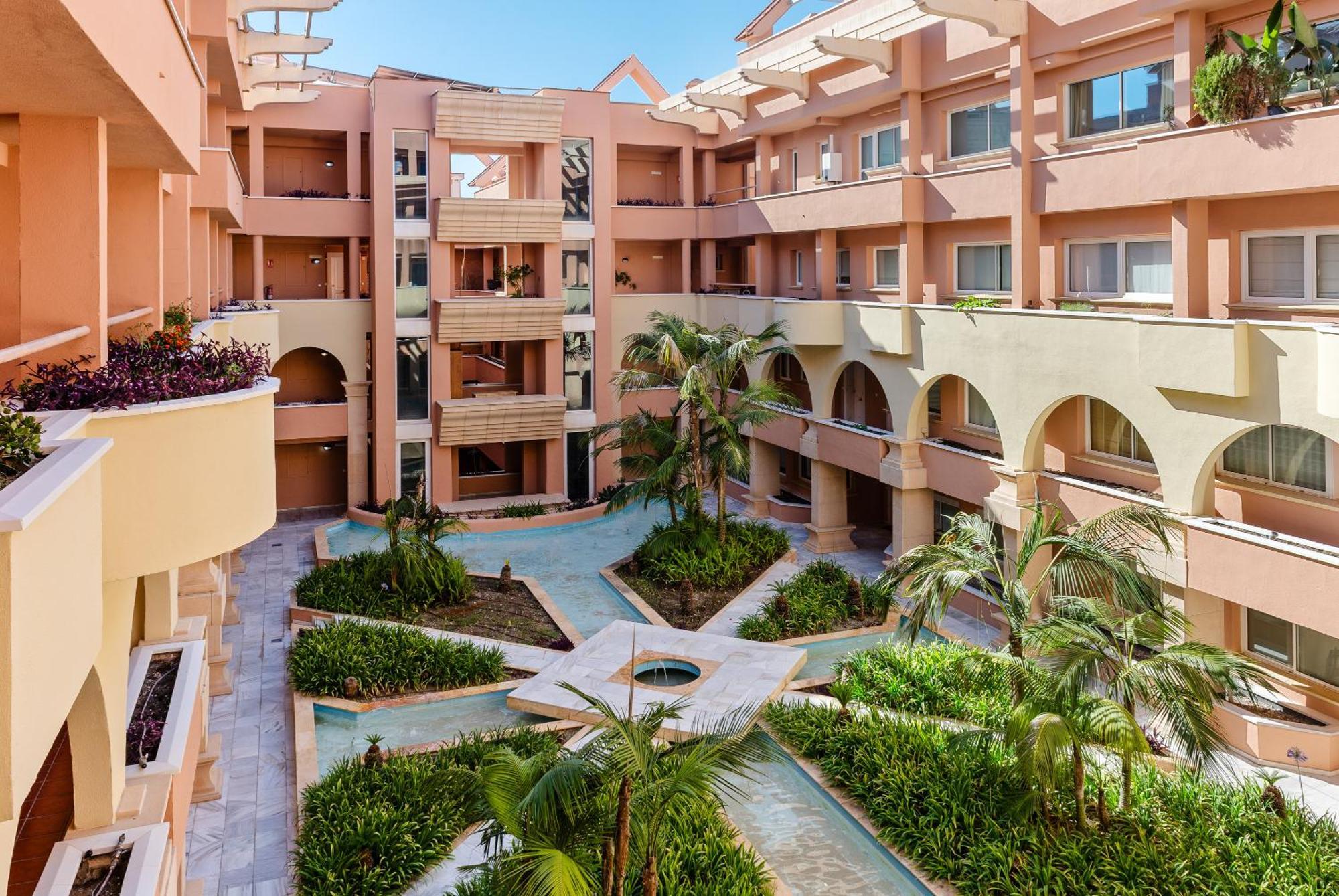 Nueva Andalucia Magna Golf Apartemen Marbella